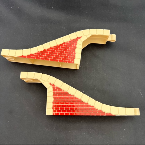 Take Along Thomas and Friends Sodor Water Tower and bridge - Picture 4 of 10